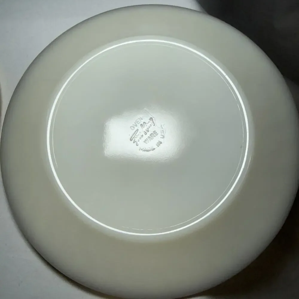 VTG Anchor Hocking Fire King Swirl Gold Rim Oven Safe Set of 4 Dinner Plates 9